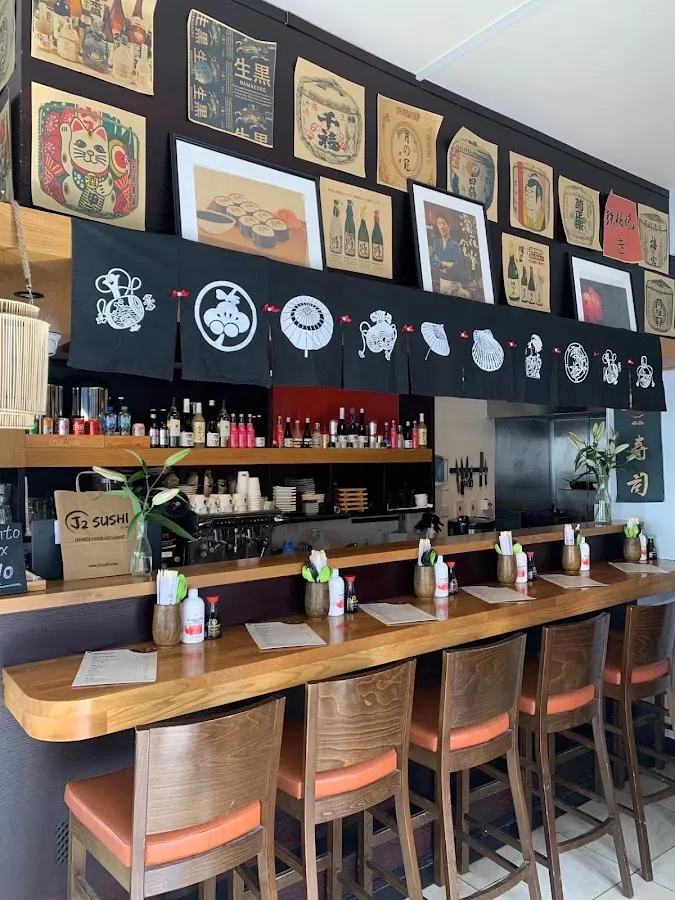 BookNoFees: Σνακ μπαρ – J3 Sushi & Tea – Dublin – J3 Sushi & Tea, φωτογραφία 1