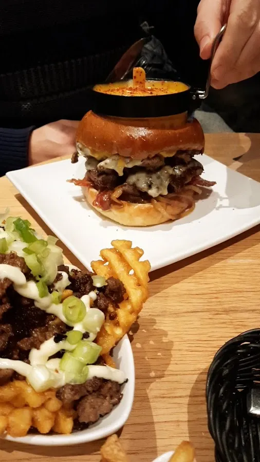 BookNoFees: Εστιατόριο – BaseBurger Restaurant – Bochum – Εστιατόριο BaseBurger, φωτογραφία 3