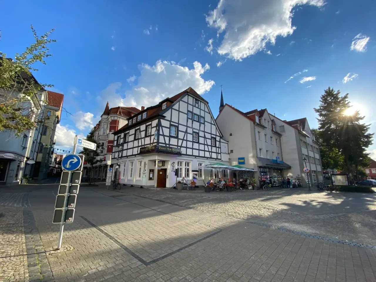 BookNoFees: Εστιατόριο – Altes Gasthaus Diers am Markt – Werl – Παλιό πανδοχείο «Diers am Markt», φωτογραφία 1