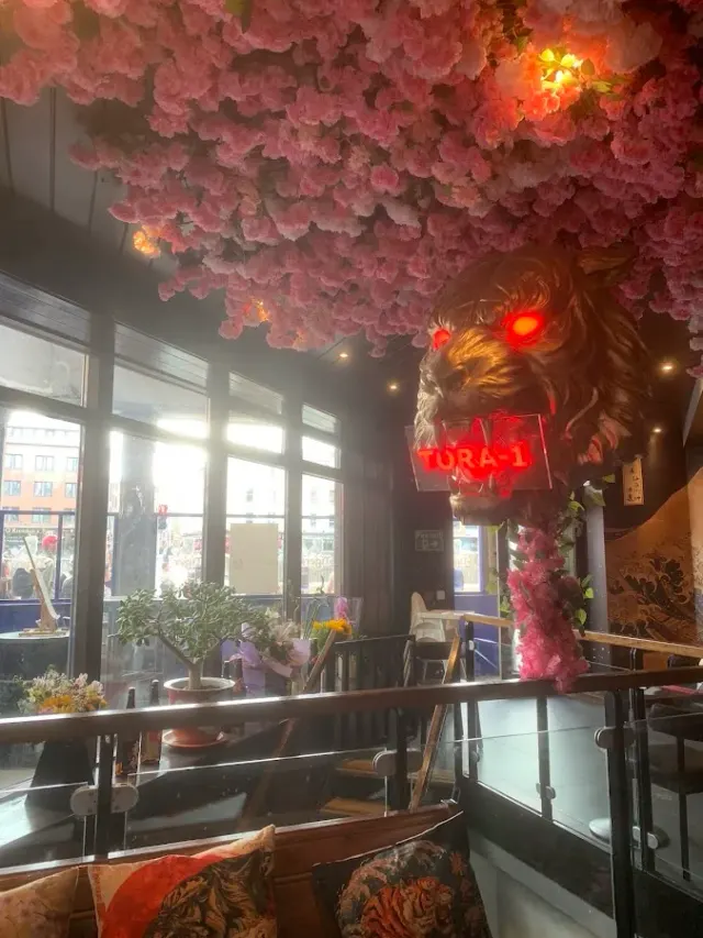 BookNoFees: Εστιατόριο – Wallace’s Taverna – Dublin – Ταβέρνα του Wallace, φωτογραφία 2
