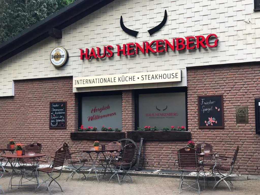 BookNoFees: Εστιατόριο – Haus Henkenberg – Bochum – Σπίτι Χένκενμπεργκ, φωτογραφία 1