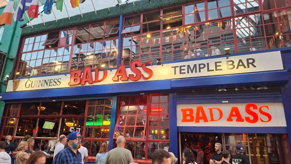 BookNoFees: Εστιατόριο – Bad Ass Cafe – Dublin – Bad Ass Cafe, φωτογραφία 1