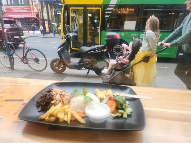 BookNoFees: Εστιατόριο – Shawarma – Dublin – Σαουάρμα, φωτογραφία 2