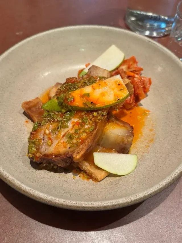 BookNoFees: Εστιατόριο – Ara Restaurant – London – Εστιατόριο «Now», φωτογραφία 2