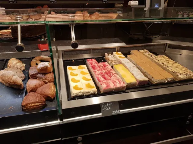 BookNoFees: Αρτοποιείο – Bäckerei und Café Schulte – Warstein – Αρτοποιείο και καφετέρια Schulte, φωτογραφία 3