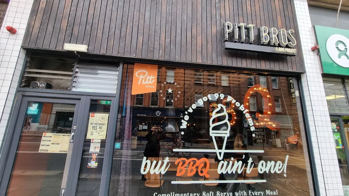 BookNoFees: Εστιατόριο – Pitt Bros – Dublin – Pitt Bros, φωτογραφία 1