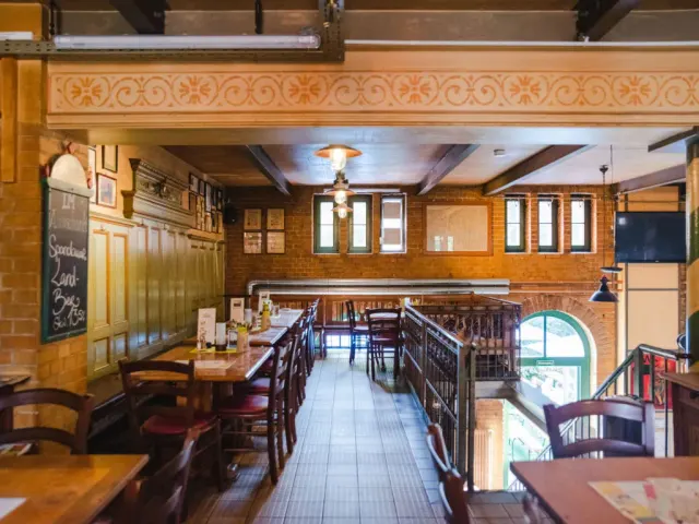 BookNoFees: Εστιατόριο – Brauhaus Spandau – Berlin – Ζυθοποιείο Spandau, φωτογραφία 3