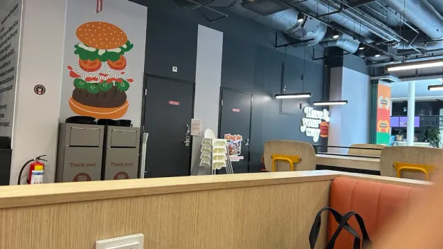 BookNoFees: Σνακ μπαρ – Burger King – Helsinki – Burger King, φωτογραφία 2