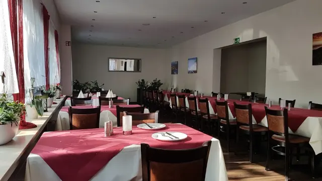 BookNoFees: Εστιατόριο – Hotel-Restaurant Lipporger Hof – Lippetal – Ξενοδοχείο-Εστιατόριο Lipporger Hof, φωτογραφία 3