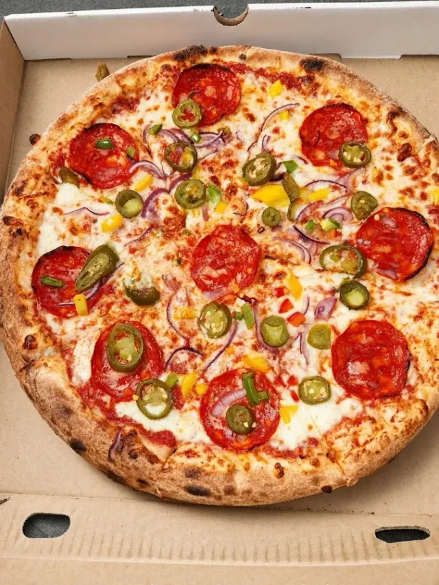 BookNoFees: Εστιατόριο – Chicago's Pizza – Warsaw – Η πίτσα του Σικάγου, φωτογραφία 2