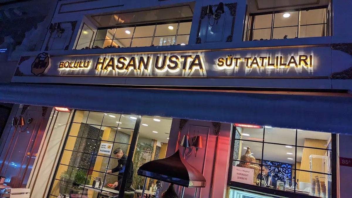 BookNoFees: Παγωτό – Bolulu Hasan Usta – Istanbul – Ο Χασάν Ούστα από το Μπολού, φωτογραφία 1