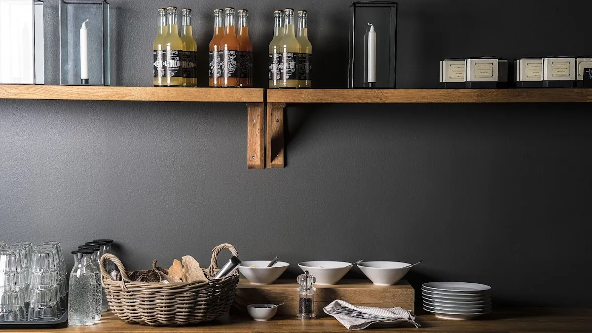 BookNoFees: Καφετέρια – Cafe Monami – Helsinki – Cafe Monami, φωτογραφία 1