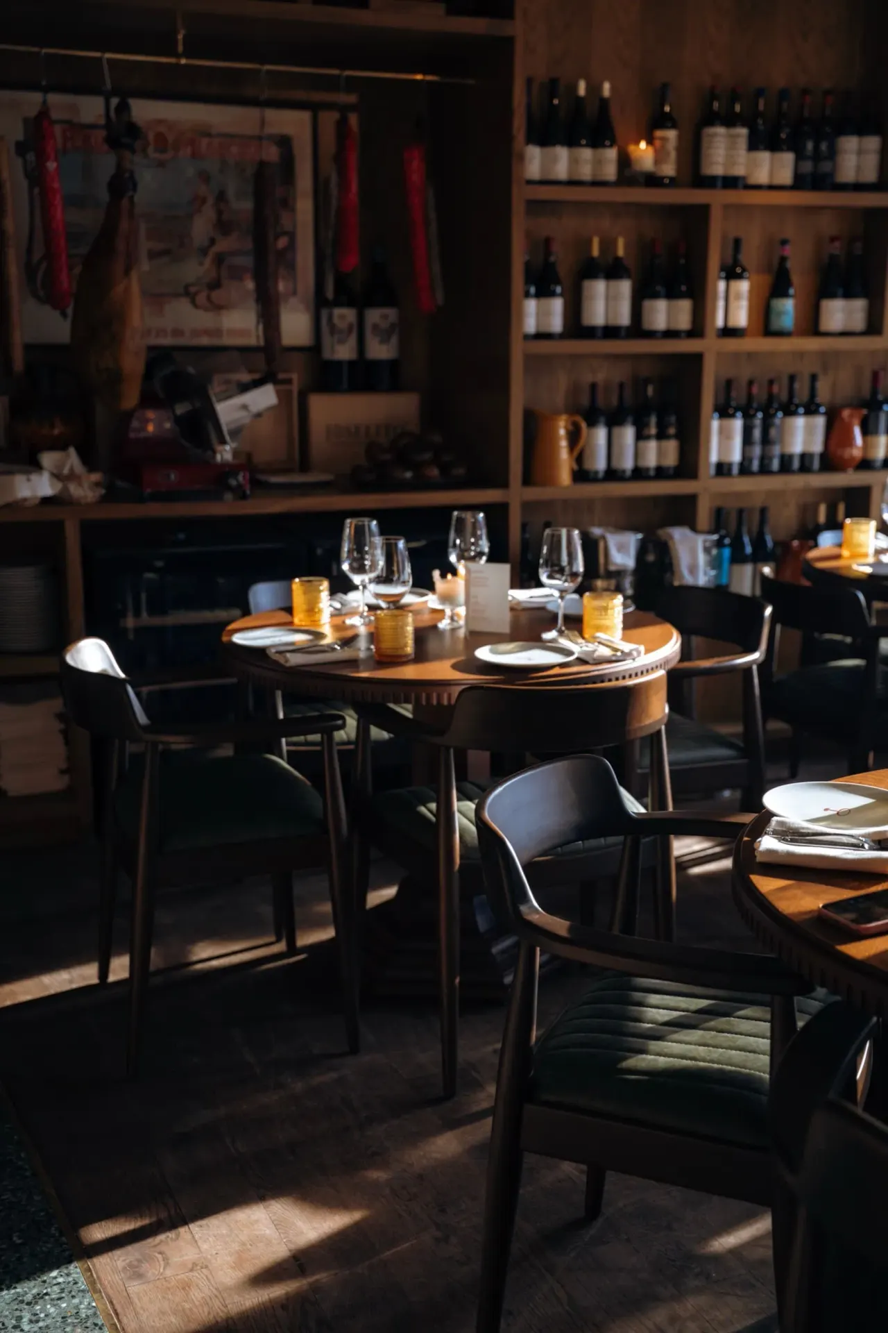 BookNoFees: Εστιατόριο – Mesa Mesa – Amsterdam – Μέσα Μέσα, φωτογραφία 1
