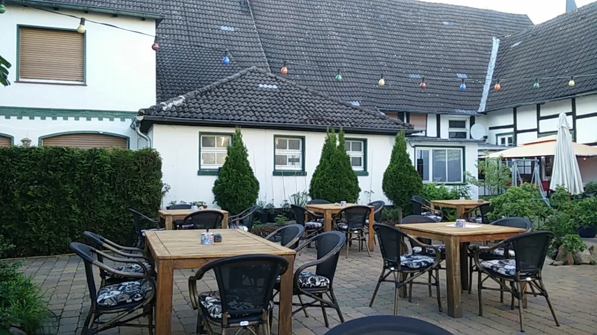 BookNoFees: Εστιατόριο – Altes Gasthaus Voss – Lippstadt – Παλιό πανδοχείο Voss, φωτογραφία 1