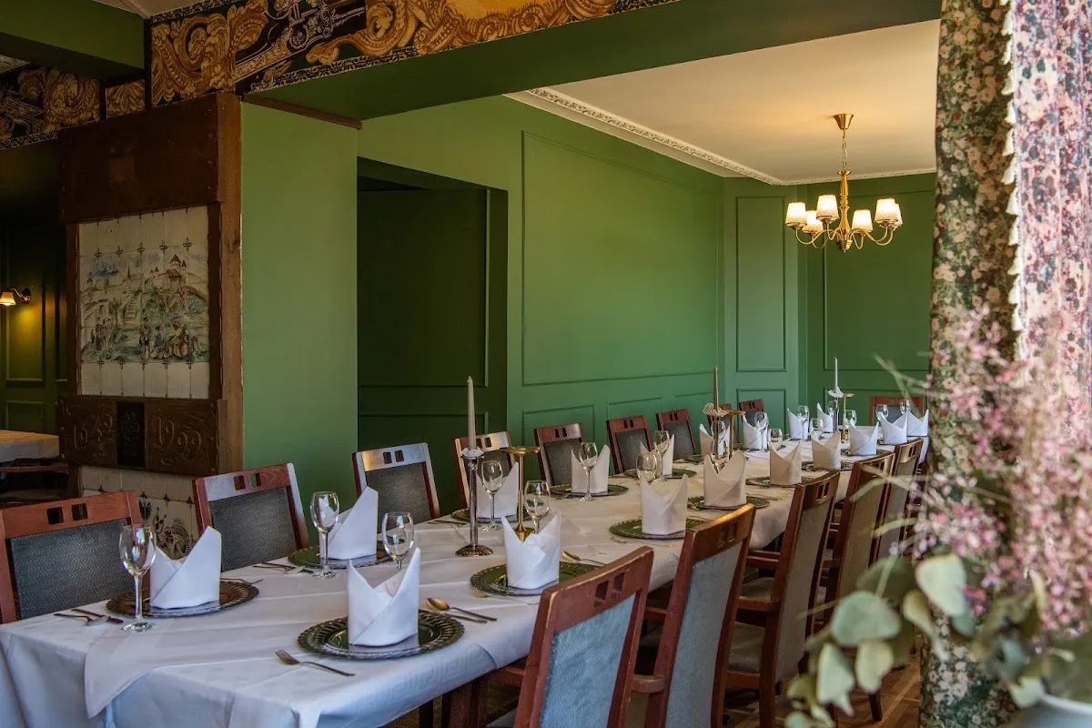 BookNoFees: Εστιατόριο – Burghotel Volmarstein – Wetter (Ruhr) – Burghotel Volmarstein, φωτογραφία 1