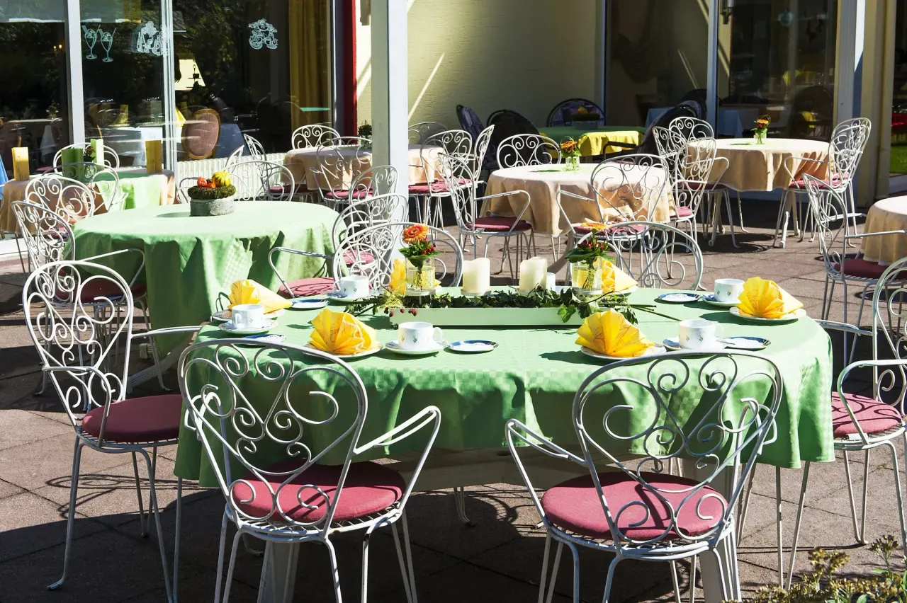 BookNoFees: Καφετέρια – Park Cafe Sprenger – Bad Sassendorf – Park Cafe Sprenger, φωτογραφία 1