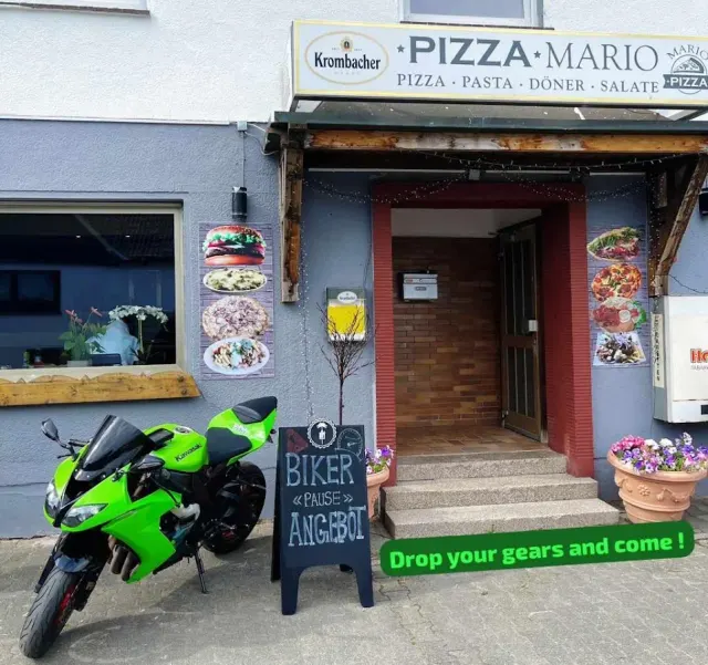 BookNoFees: Pizza Mario, Hallenberg