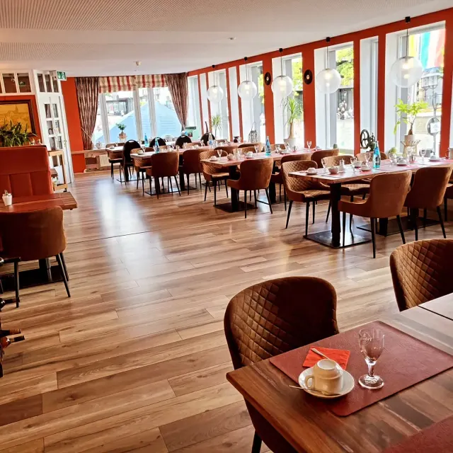 BookNoFees: Εστιατόριο – Hotel Starke – Brilon – Ξενοδοχείο Starke, φωτογραφία 2