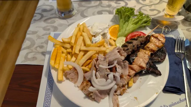 BookNoFees: Εστιατόριο – Taverna Rhodos – Schmallenberg – Ταβέρνα Ρόδος, φωτογραφία 3