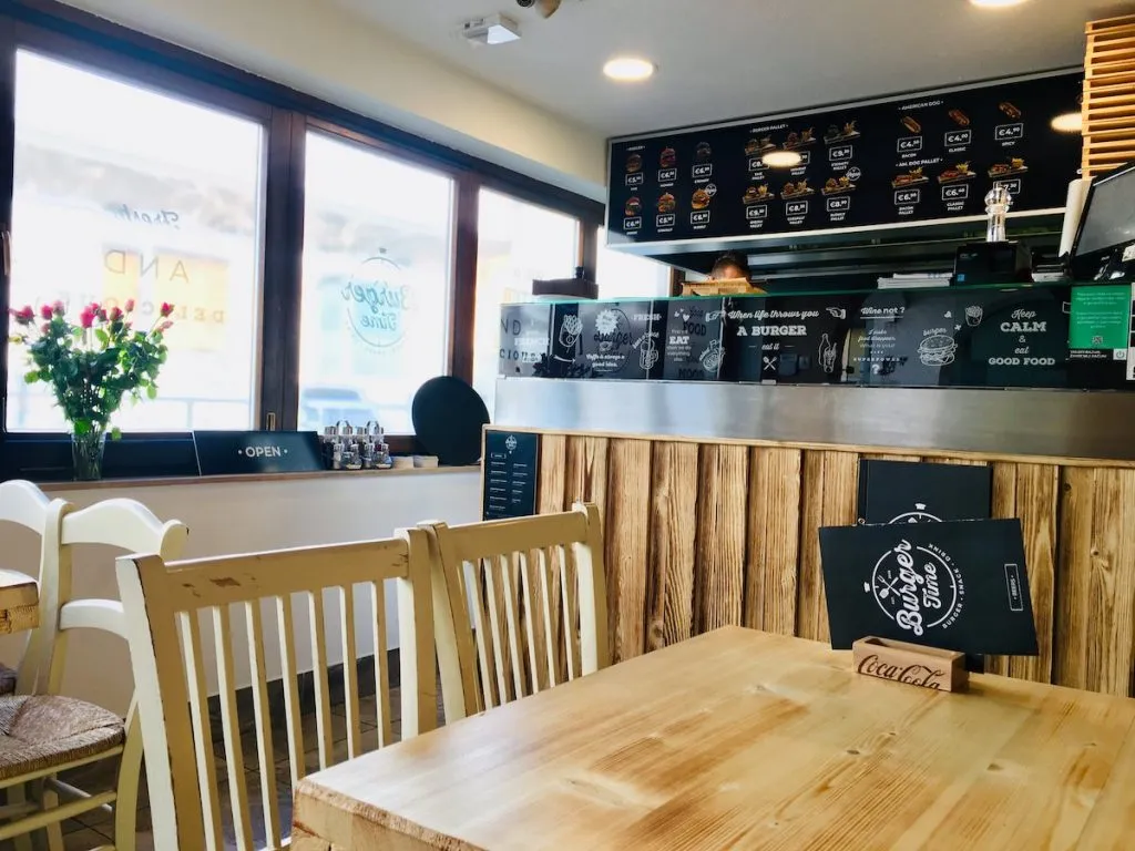 BookNoFees: Εστιατόριο – Burger Time – Ljubljana – Burger Time, φωτογραφία 1