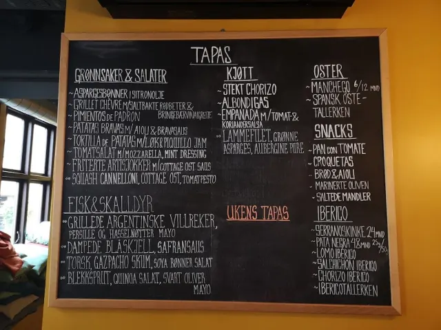 BookNoFees: Εστιατόριο – Delicatessen – Oslo – Εκλεκτά προϊόντα, φωτογραφία 2