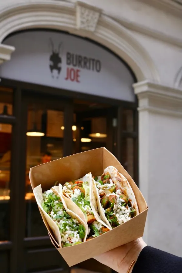 BookNoFees: Σνακ μπαρ – Burrito Joe – London – Burrito Joe, φωτογραφία 3