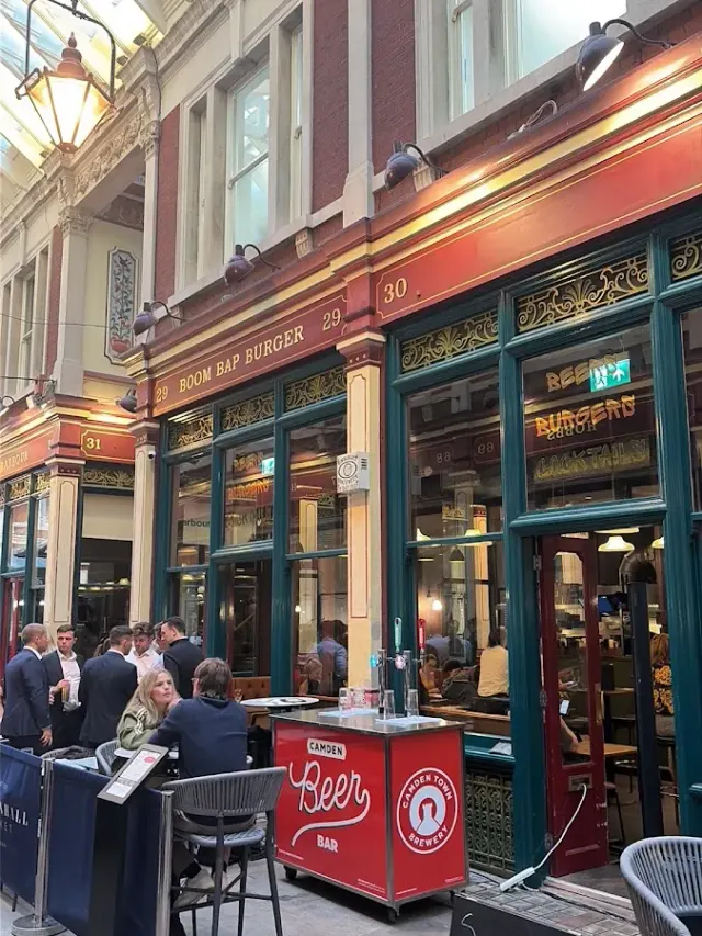 BookNoFees: Σνακ μπαρ – Boom Bap Burger – London – Boom Bap Burger, φωτογραφία 2