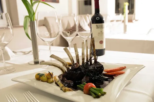 BookNoFees: Εστιατόριο – CANNIZZARO'S Ristorante-Bar – Lennestadt – CANNIZZARO'S Εστιατόριο-Μπαρ, φωτογραφία 3