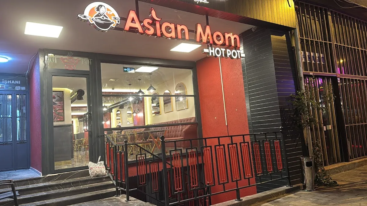 BookNoFees: Εστιατόριο – Asian Mom Hotpot – Istanbul – Asian Mom Hotpot, φωτογραφία 1