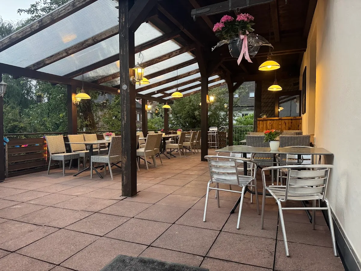 BookNoFees: Εστιατόριο – Restaurant Pizzeria La Reggia di Caserta – Medebach – Εστιατόριο-Πιτσαρία «La Reggia di Caserta», φωτογραφία 1