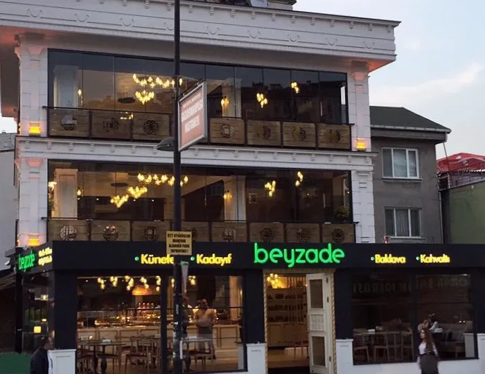 BookNoFees: Εστιατόριο – Beyzade Künefe – Istanbul – Κουνέφε Beyzade, φωτογραφία 1