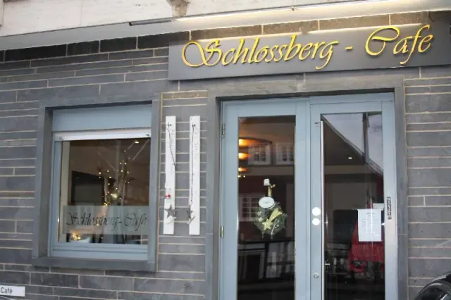 BookNoFees: Schlossberg Café Freudenberg, Freudenberg