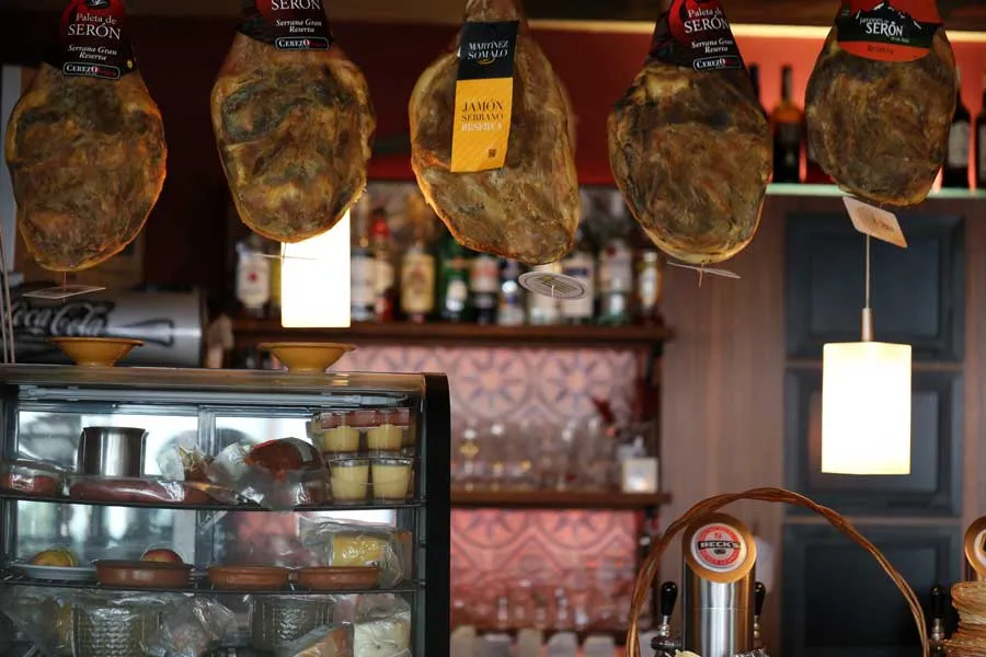 BookNoFees: Εστιατόριο – Cafe Blond – Recklinghausen – Cafe Blond, φωτογραφία 1