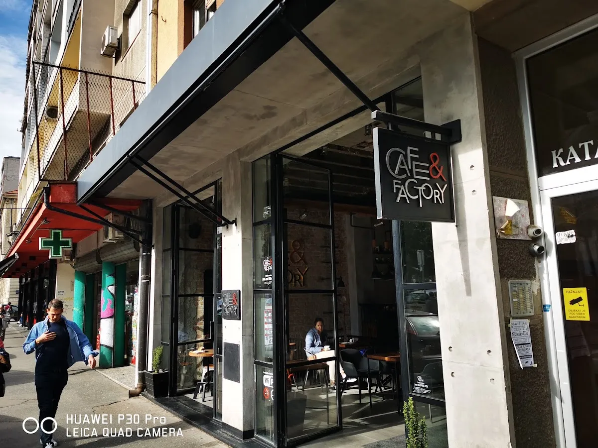 BookNoFees: Καφετέρια – Cafe & Factory – Belgrade – Καφετέρια & Εργοστάσιο, φωτογραφία 1