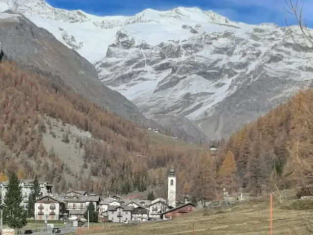 BookNoFees: Άνετο σπίτι με τζάκι και θέα στα βουνά – Gressoney-La-Trinité