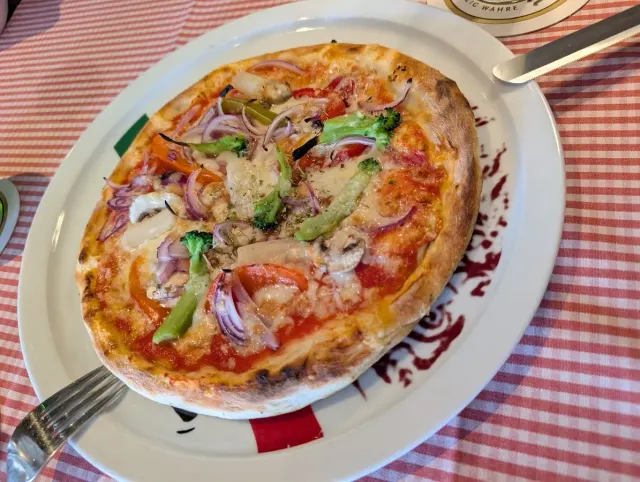 BookNoFees: Εστιατόριο – Pizzeria Da Arturo – Warstein – Πιτσαρία Da Arturo, φωτογραφία 2