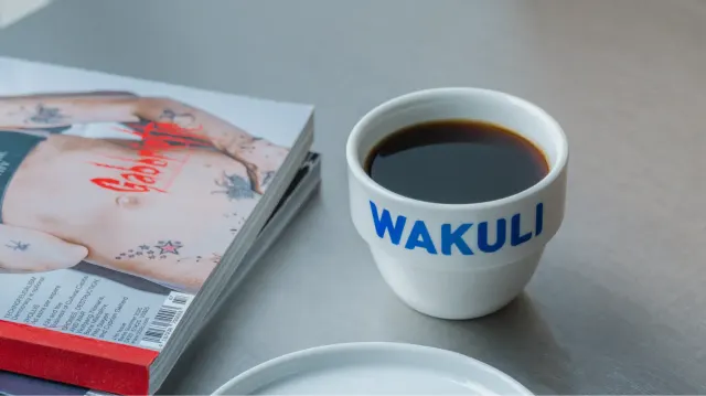 BookNoFees: Καφετέρια – Wakuli – Amsterdam – Φαγάδες, φωτογραφία 2