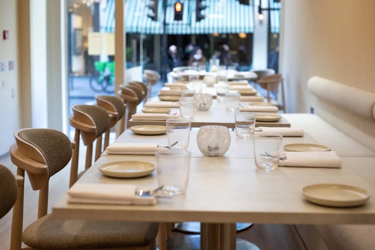 BookNoFees: Εστιατόριο – Botwa restaurant Notting Hill – London – Εστιατόριο Botwa στο Notting Hill, φωτογραφία 1