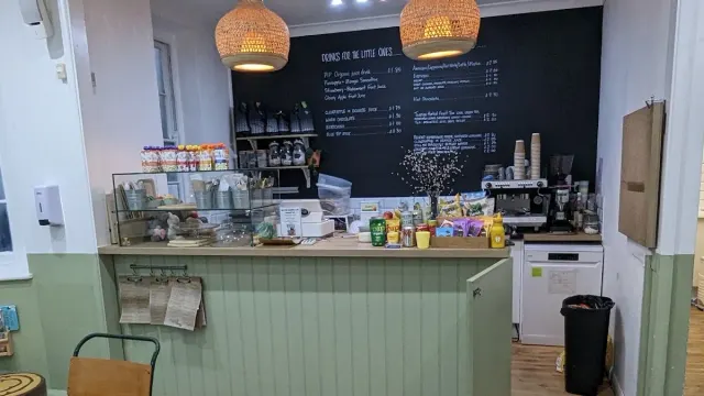 BookNoFees: Καφετέρια – Apple Tree Children’s Cafe – London – Παιδικό Καφέ «Apple Tree», φωτογραφία 3