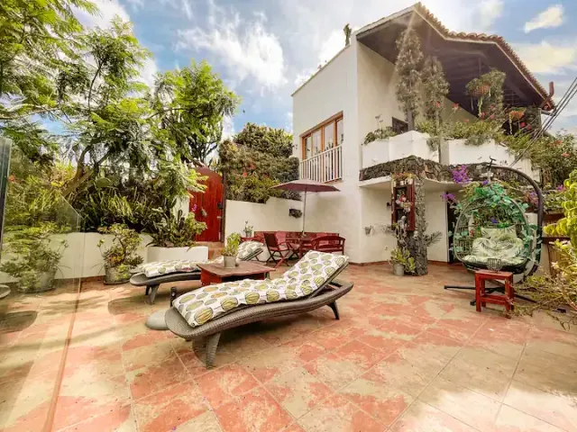 BookNoFees: “Papaya 2” Evi, La Palma – Breña Alta