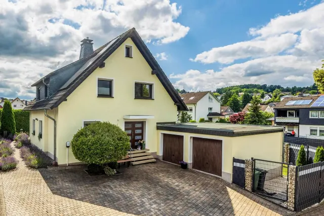 BookNoFees: Sonnenblick ve Relax Tatil Dairesi – Nieder-Röhre