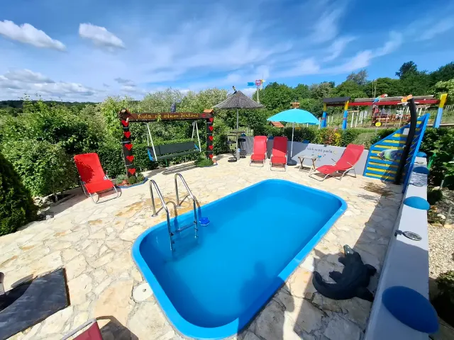 BookNoFees tatil evi: Ludbreg – Havuzlu ve saunalı tatil evi